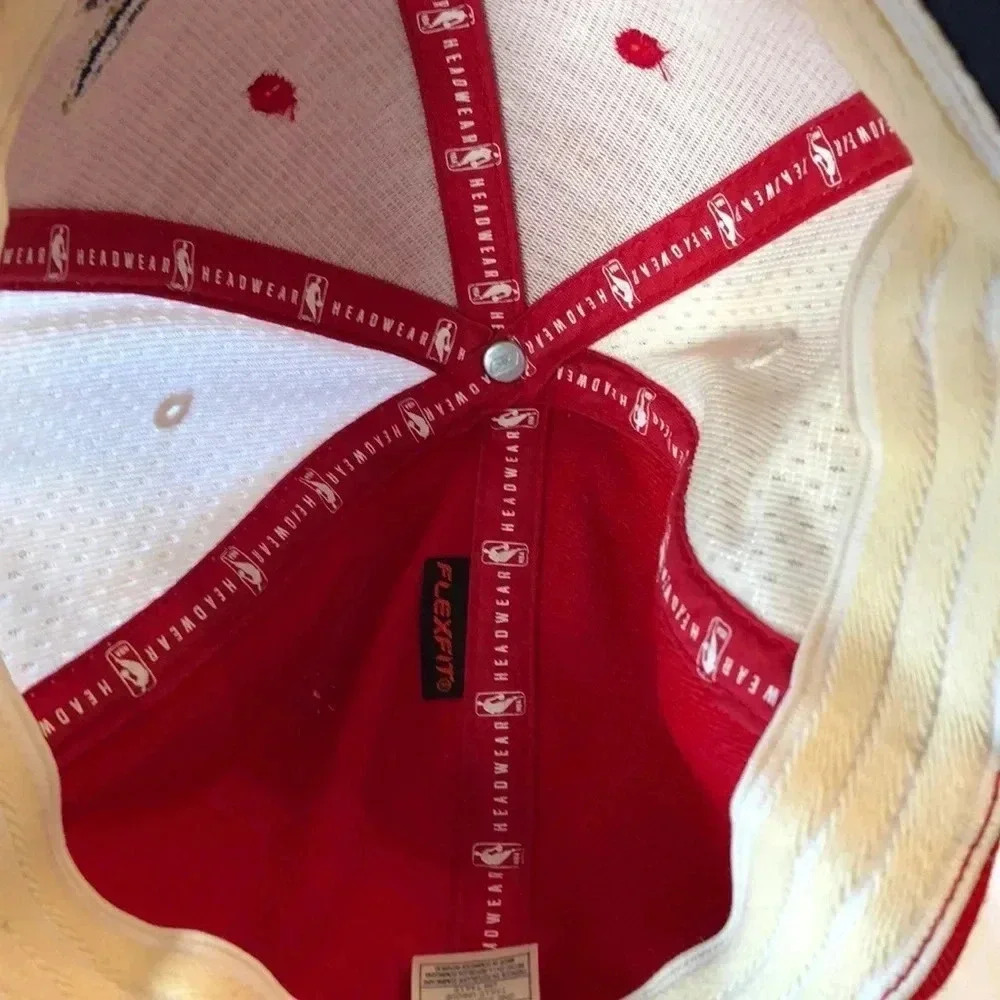 NBA Reebok Authentic Hat - Picture 5 of 7